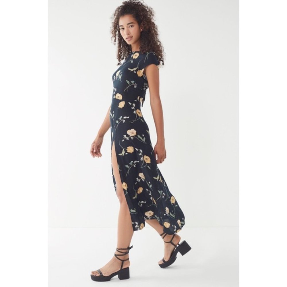 NWT UO Lindsey Floral Slit Maxi Dress